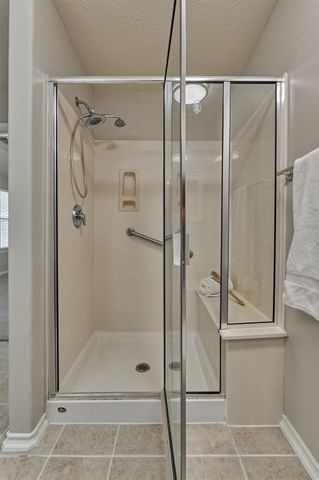 7 Greenwich Place, Conroe, TX 77384