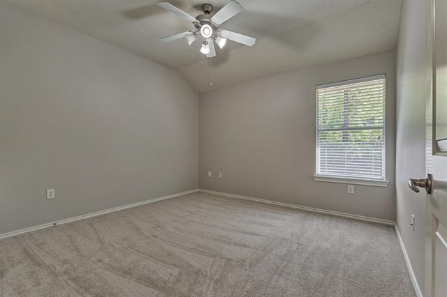 7 Greenwich Place, Conroe, TX 77384