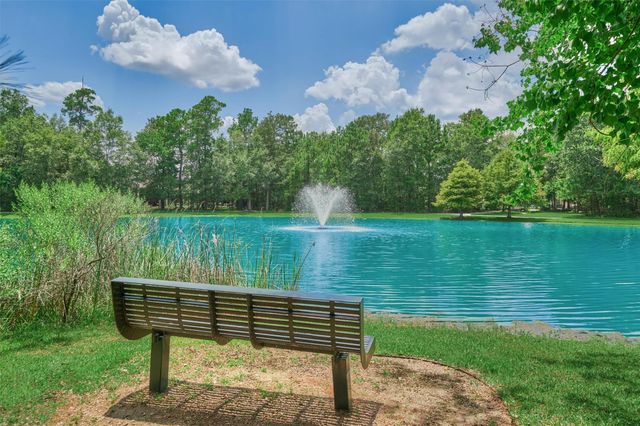 7 Greenwich Place, Conroe, TX 77384