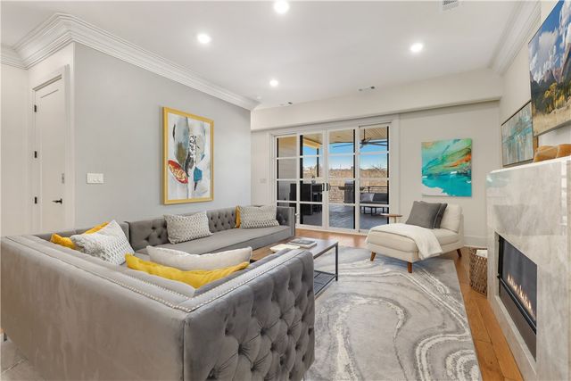 837-839 N Gregg Avenue, Fayetteville, AR 72701