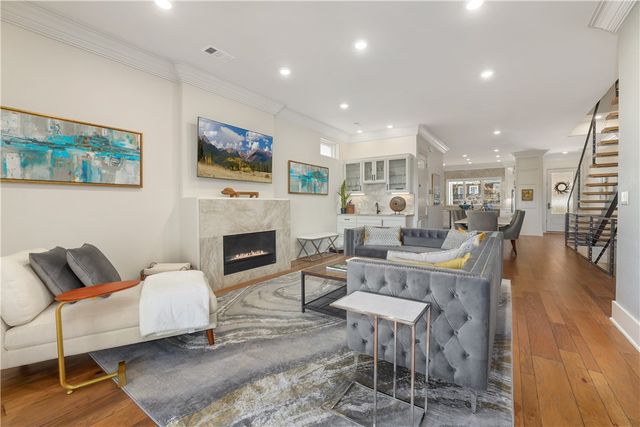 837-839 N Gregg Avenue, Fayetteville, AR 72701