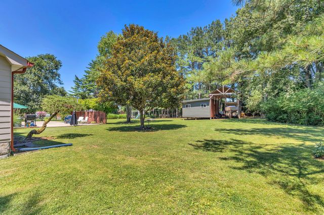 325 Dawn Dr, Gallatin, TN 37066