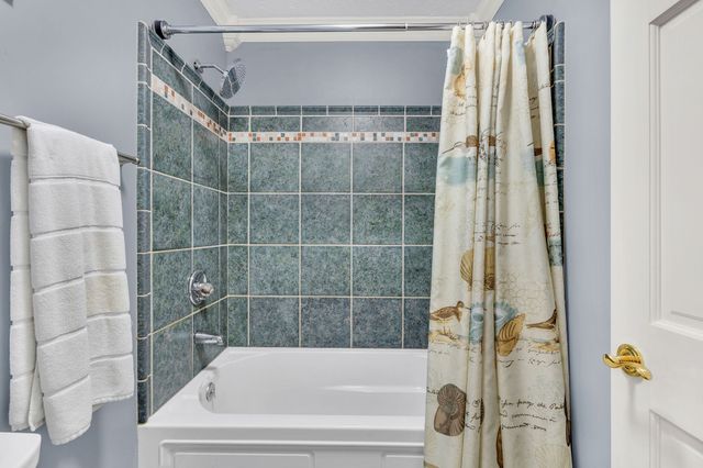 325 Dawn Dr, Gallatin, TN 37066