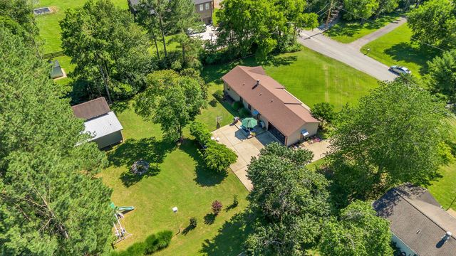 325 Dawn Dr, Gallatin, TN 37066