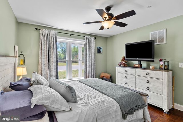 102 BARNES CT, Hurlock, MD 21643