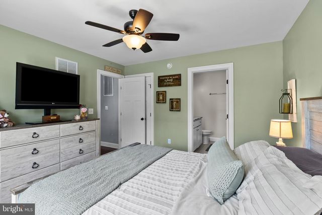 102 BARNES CT, Hurlock, MD 21643