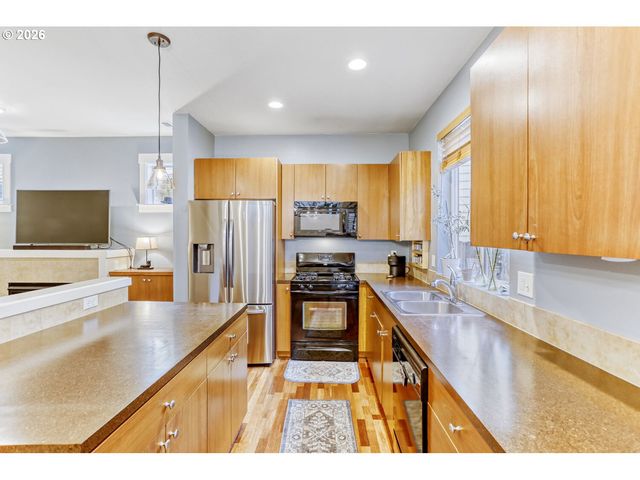 8011 Se SPORRI Ln 34, Milwaukie, OR 97267