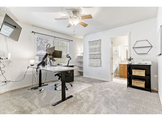 8011 Se SPORRI Ln 34, Milwaukie, OR 97267