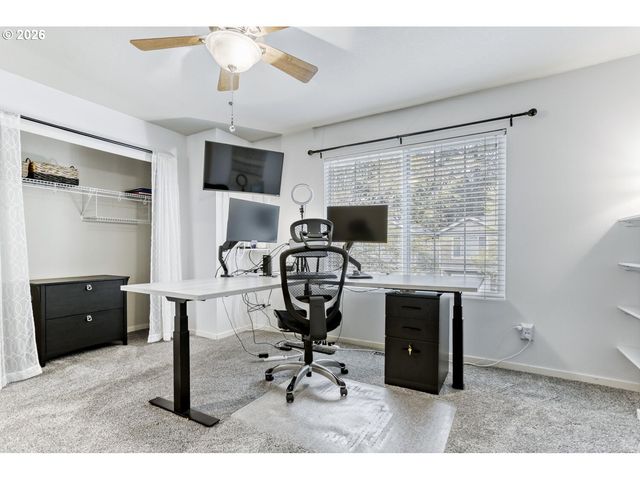 8011 Se SPORRI Ln 34, Milwaukie, OR 97267