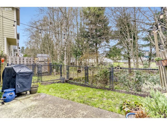 8011 Se SPORRI Ln 34, Milwaukie, OR 97267
