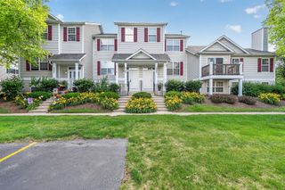2325 Graystone Drive, Joliet, IL 60431
