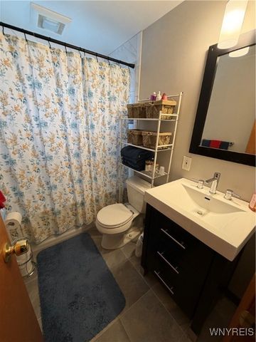 76 Cunard Avenue, Cheektowaga, NY 14225