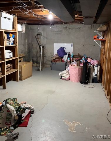 76 Cunard Avenue, Cheektowaga, NY 14225