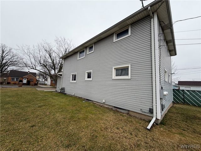 76 Cunard Avenue, Cheektowaga, NY 14225