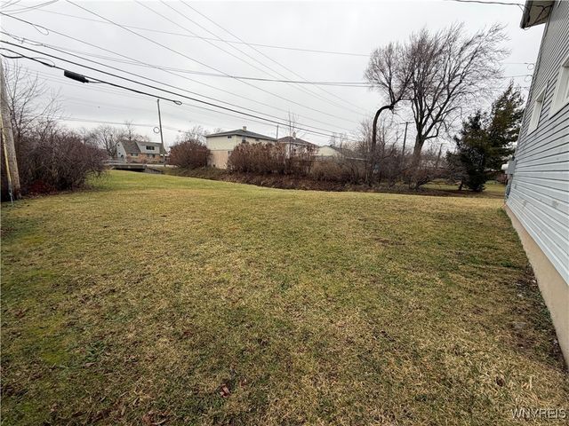 76 Cunard Avenue, Cheektowaga, NY 14225