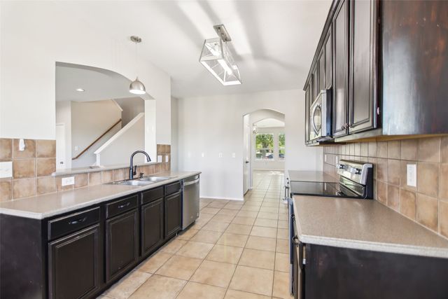6321 Stone Lake Drive, Fort Worth, TX 76179