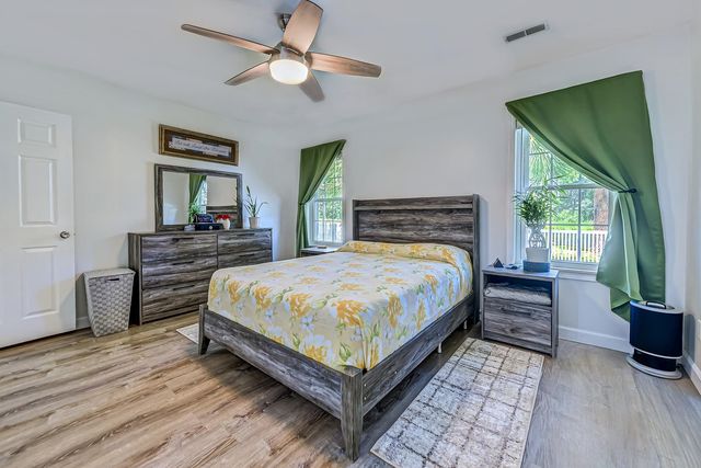 95 Purple Martin Dr., Murrells Inlet, SC 29576