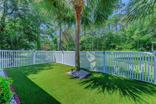 95 Purple Martin Dr., Murrells Inlet, SC 29576