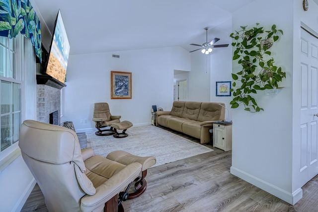 95 Purple Martin Dr., Murrells Inlet, SC 29576