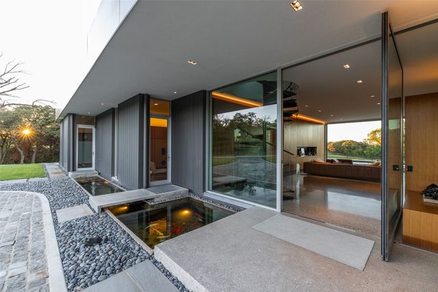 2900 W Kimball Avenue, Grapevine, TX 76051