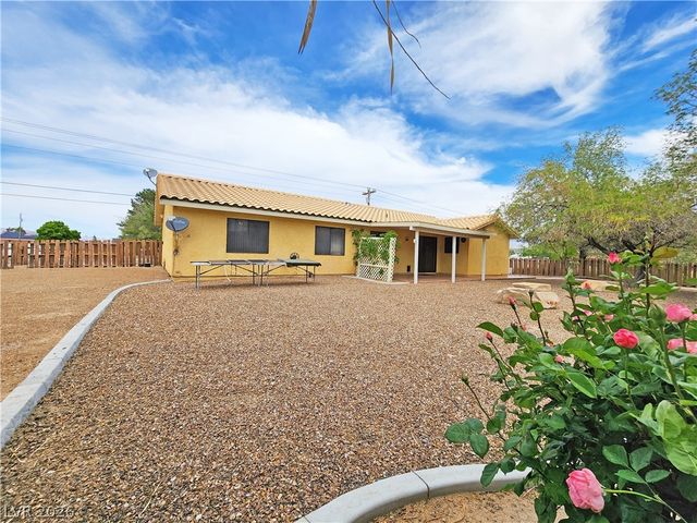 1225 Mount Charleston Drive, Pahrump, NV 89048
