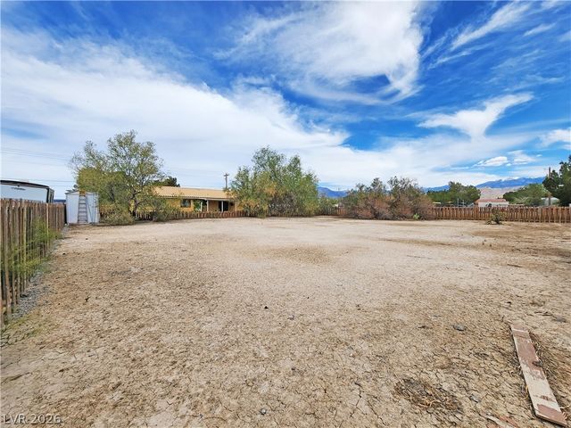 1225 Mount Charleston Drive, Pahrump, NV 89048