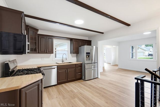 3026 38th Street NW, Canton, OH 44718
