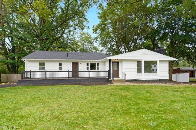 3026 38th Street NW, Canton, OH 44718