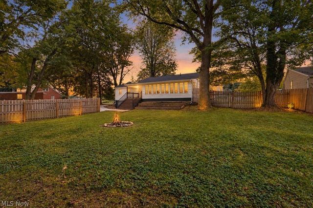 3026 38th Street NW, Canton, OH 44718