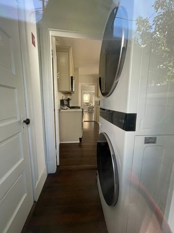 12 Chelmsford St, Boston, MA 02122