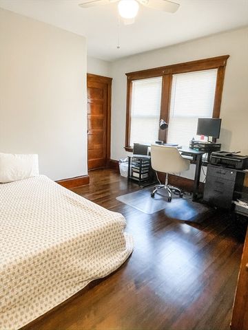 12 Chelmsford St, Boston, MA 02122