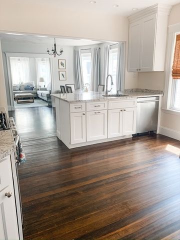 12 Chelmsford St, Boston, MA 02122