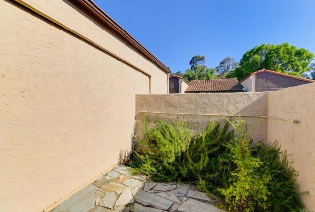 2031 Golden Circle, Escondido, CA 92026