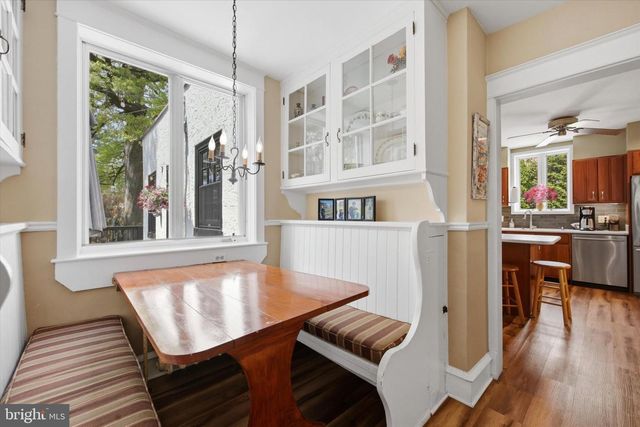 6 HAMPDEN AVE, Narberth, PA 19072
