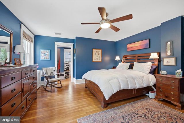 6 HAMPDEN AVE, Narberth, PA 19072