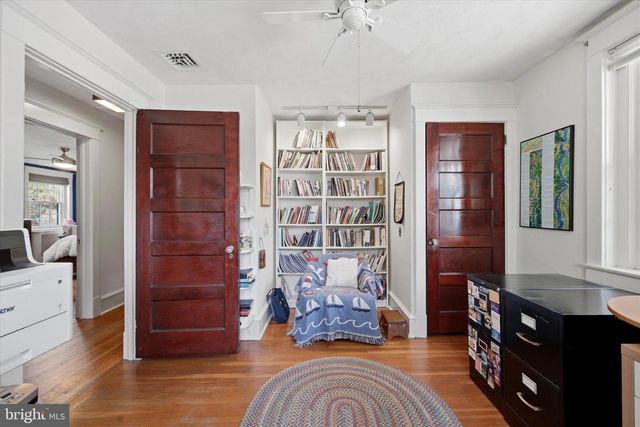 6 HAMPDEN AVE, Narberth, PA 19072