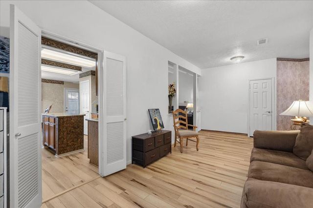 4402 Ireland Lane, Pasadena, TX 77505
