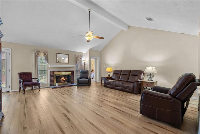 4402 Ireland Lane, Pasadena, TX 77505