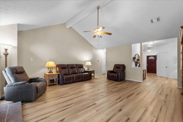 4402 Ireland Lane, Pasadena, TX 77505