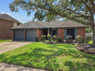 4402 Ireland Lane, Pasadena, TX 77505