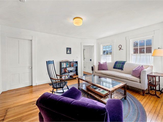 38 Beach Road, Greensboro, VT 05841