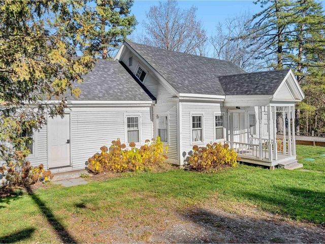 38 Beach Road, Greensboro, VT 05841