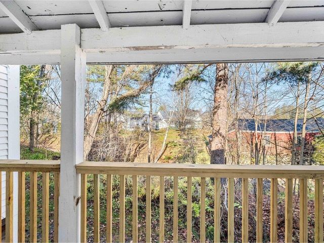 38 Beach Road, Greensboro, VT 05841