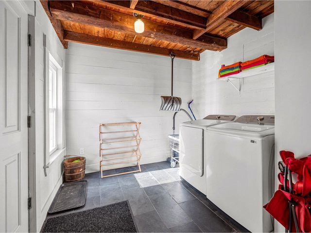 38 Beach Road, Greensboro, VT 05841