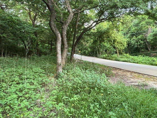 1878 W Belt Line Road, Cedar Hill, TX 75104