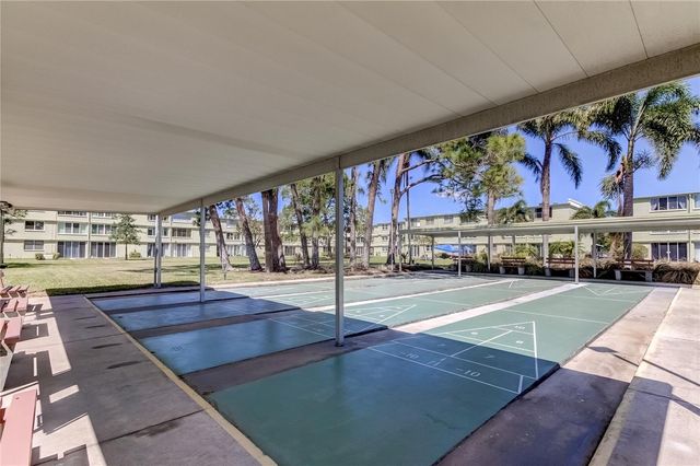 4710 BAY STREET NE 204, St Petersburg, FL 33703