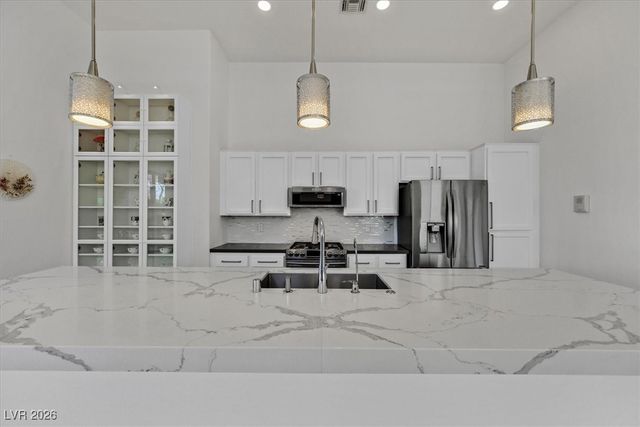 108 Emerald Dunes Circle, Henderson, NV 89052