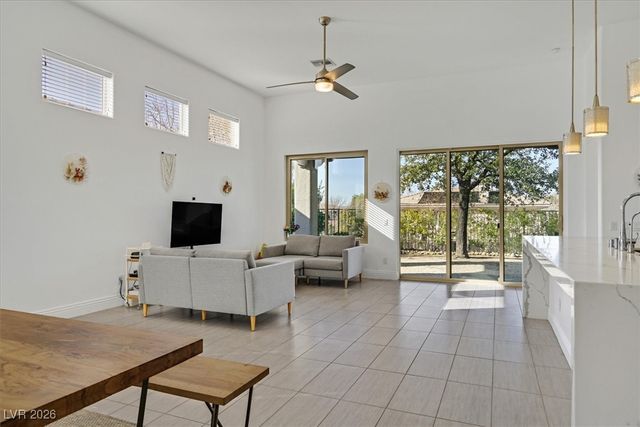 108 Emerald Dunes Circle, Henderson, NV 89052