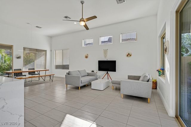 108 Emerald Dunes Circle, Henderson, NV 89052