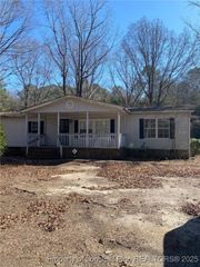 2162 Dobbin Holmes Road, Fayetteville, NC 28312